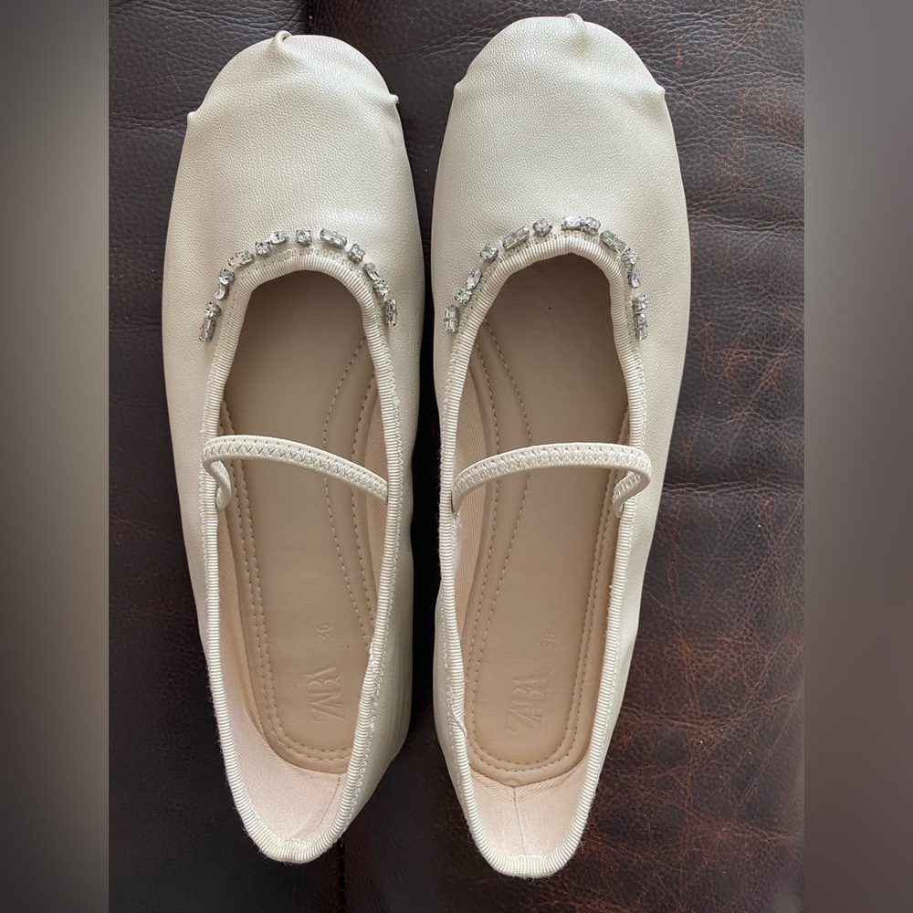 Zara Rhinestone Embellished Ballet Flats Size 6